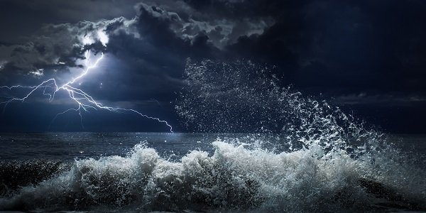 tempestade no mar